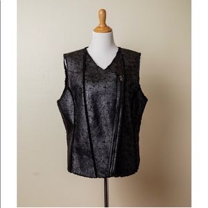 Double sided vest
